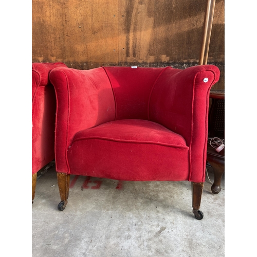 2525 - A PAIR OF BRIGHT RED EDWARDIAN UPHOLSTERED TUB CHAIRS