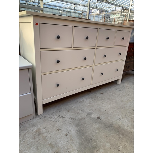 2541 - A WHITE CHEST OF FOUR SHORT AND FOUR LONG DRAWERS, 64