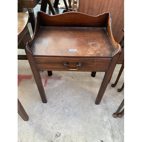 2548 - A MAHOGANY GEORGE III STYLE BEDSIDE TABLE WITH GALLERY BACK AND SINGLE DRAWER