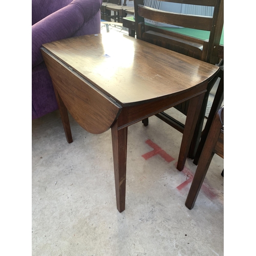 2549 - A SMALL 19TH CENTURY MAHOGANY OVAL TABLE WITH SINGLE DRAWER, 37