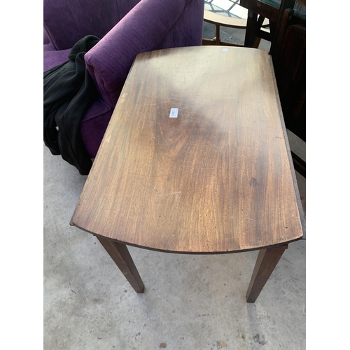 2549 - A SMALL 19TH CENTURY MAHOGANY OVAL TABLE WITH SINGLE DRAWER, 37