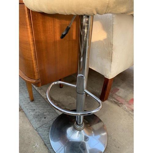 2601 - A PAIR OF PUMP STOOLS ON POLISHED CHROME BASES