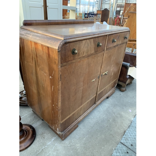 2621 - AN ART DECO SIDEBOARD WITH RAISED BACK, TWO DRAWERS AND TWO CUPBOARDS, 46