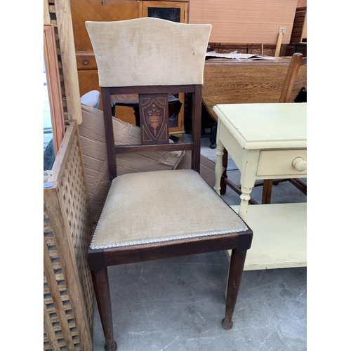 2678 - A PAINTED SIDE TABLE, LATTICE LAUNDRY BOX, EDWARDIAN DINING CHAIR, PINE MIRROR AND BEDSIDE CHEST