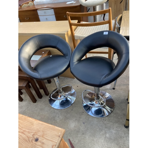 2690 - A PAIR OF PUMP STOOLS ON POLISHED CHROME BASES