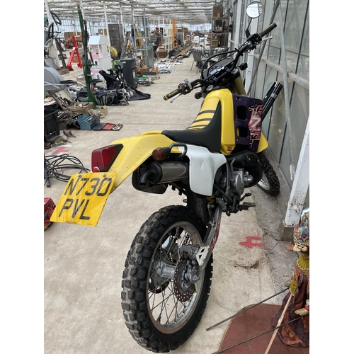 1519 - A 1996 IMPORT SUZUKI TS125 TRIALS BIKE WITH 6 GEARS, V5 DOCUMENT, MOT UNTIL SEPTEMBER 2025, STARTS A... 