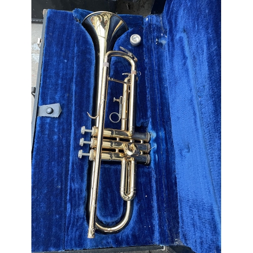 1522 - A JUPITER BRASS TRUMPET COMPLETE WITH CARRY CASE AND MOUTH PIECE