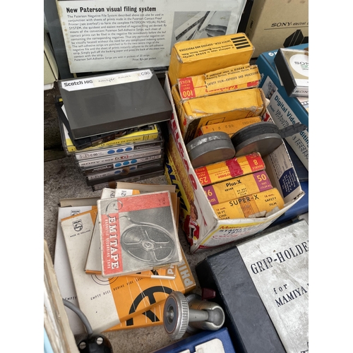 1618 - A LARGE ASSORTMENT OF VARIOUS FILM REELS AND ACCESSORIES