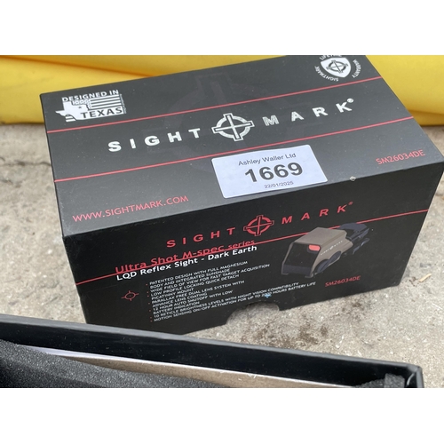 1669 - A NEW AND PACKAGED SIGHT MARK ULTRA SHOT M-SPEC SERIES LQD REFLEX SIGHT