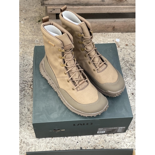 1684 - TWO NEW AND BOXED PAIRS OF LALO RAPID ASSAULT BOOTS IN A UK 8.5 (ONE SAND PAIR AND ONE CAMMO)