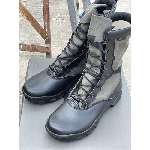 1688 - TWO NEW AND BOXED PAIRS OF LALO RAPID ASSAULT BOOTS IN A UK 9.5 (ONE BLACK PAIR AND ONE CAMMO)