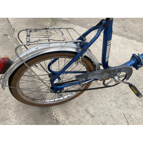 1952 - A UNIVERSAL FOLDING BIKE