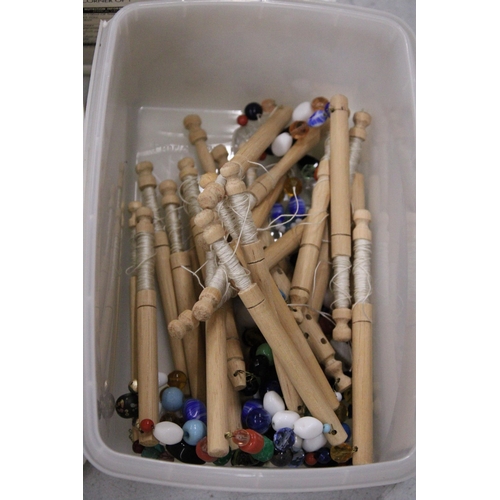 267 - A LARGE QUANTITY OF LACE MAKING BOBBINS