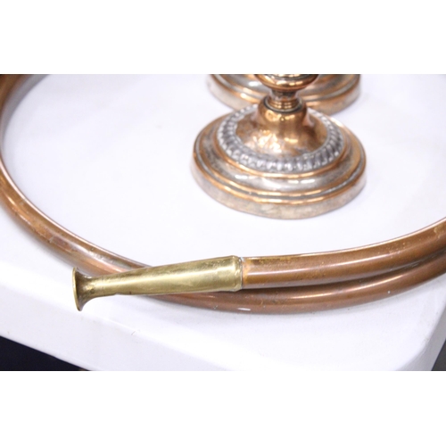 949 - A BRASS AND COPPER HUNTING HORN, PAIR OF CANDLESTICKS AND A WARMING PAN