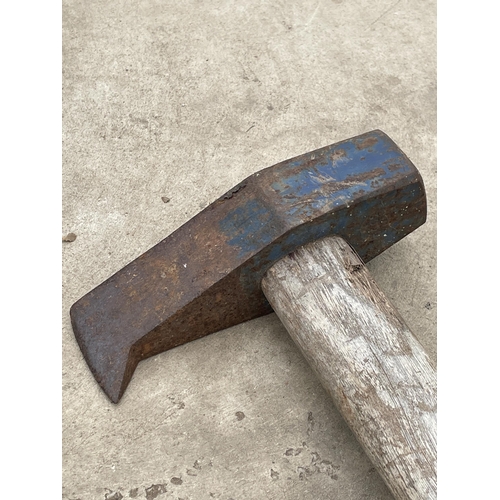 1779 - A CALDWELLS LOG SPLITTING AXE