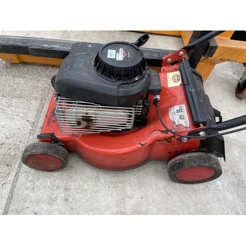 1800 - AN AL-KO 40B CLASSIC PETROL LAWN MOWER WITH BRIGGS AND STRATTON ENGINE