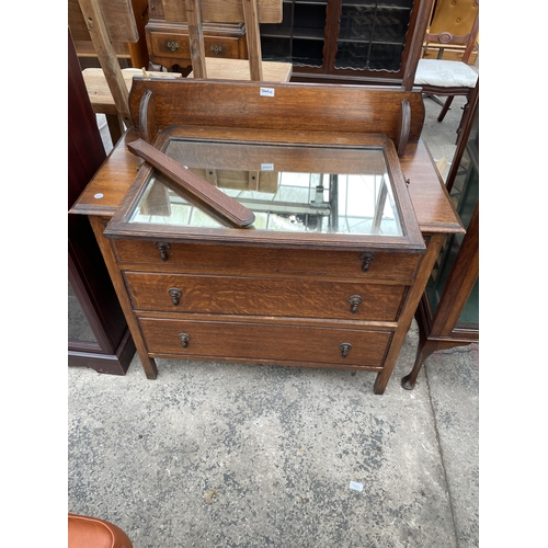 2745C - A MID 20TH CENTURY OAK DRESSING CHEST WITH THREE DRAWERS, 36