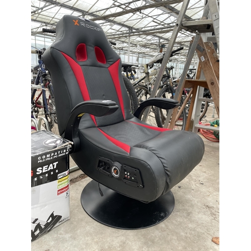 1895 - A ROCKER GAMING CHAIR AND A WIRELESS RACING SEAT