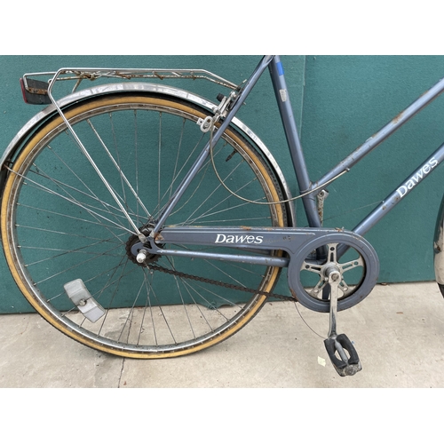 1906 - A VINTAGE LADIES DAWES DIPLOMA BIKE