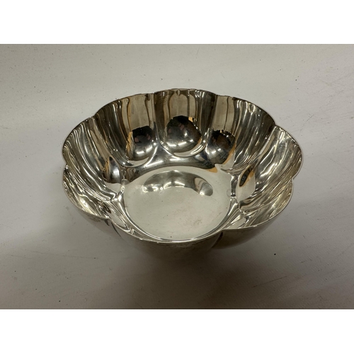 11A - A HALLMARKED 1896 BIRMINGHAM SILVER BOWL, MAKER THOMAS WHITEHOUSE, WEIGHT 227 GRAMS