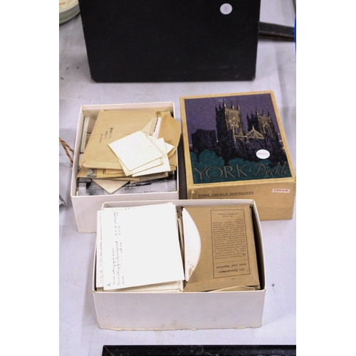 1021 - A LARGE QUANTITY OF VINTAGE NEGATIVES AND POSTCARDS RELATING TO THE WADLOW FAMILY PLUS 'WITH COMPLIM... 