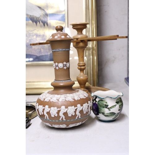 1058 - A DOULTON LAMBETH SILICON GENIE JUG VASE BOTTLE WITH COVER TOGETHER WITH A WEMYSS WAVY EDGE POT (A/F... 