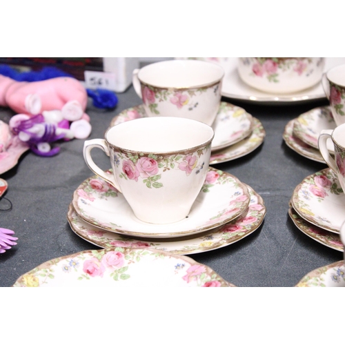 1147 - A ROYAL DOULTON VINTAGE 'ENGLISH ROSE PART TEASET TO INCLUDE A CAKE PLATE, SUGAR BOWL, CREAM JUG, CU... 