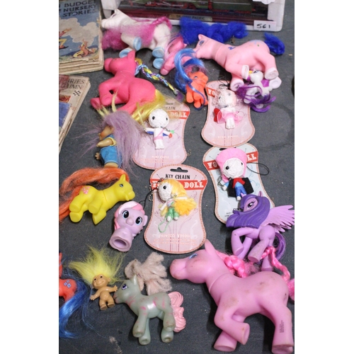 1148 - A QUANTITY OF TOYS TO INCLUDE A COLLECTION OF MY LITTLE PONY, MODEL OF A TRAIN, VOODOO DOLL KEY CHAI... 