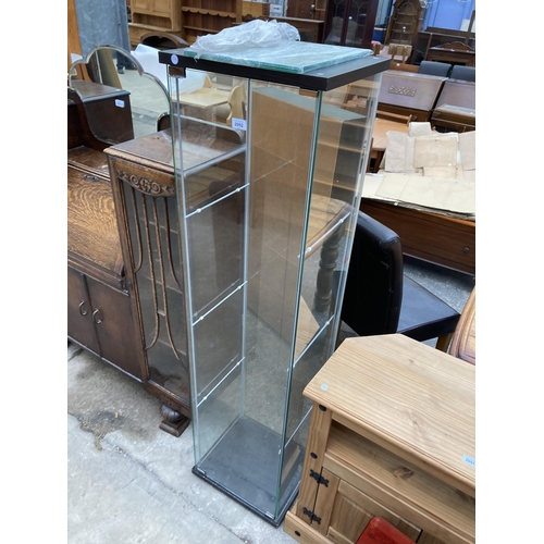 2992 - A GLASS ILLUMINATED DISPLAY CABINET, 17