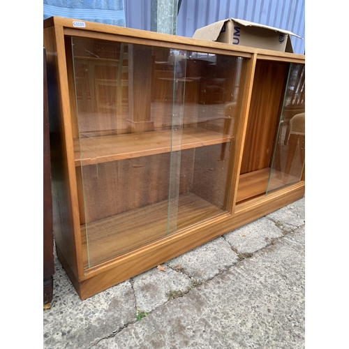 3051 - A RETRO TEAK BOOKCASE WITH SLIDING GLASS DOORS, 53.5