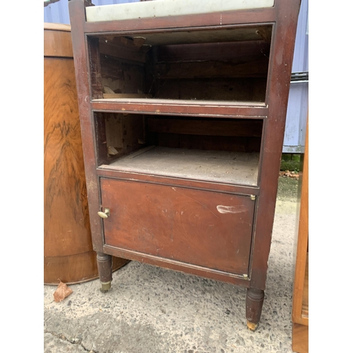 3052 - A 19TH CENTURY MAHOGANY GENTLEMANS DRESSING STAND WITH RISING MIRROR, MARBLE TOP AND SHELF, AND TWO ... 