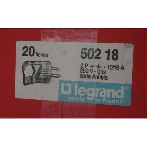 354 - 60 LE GRAND 2 PIN PLUGS 250V 10/16 AMP(50218)  NO VAT