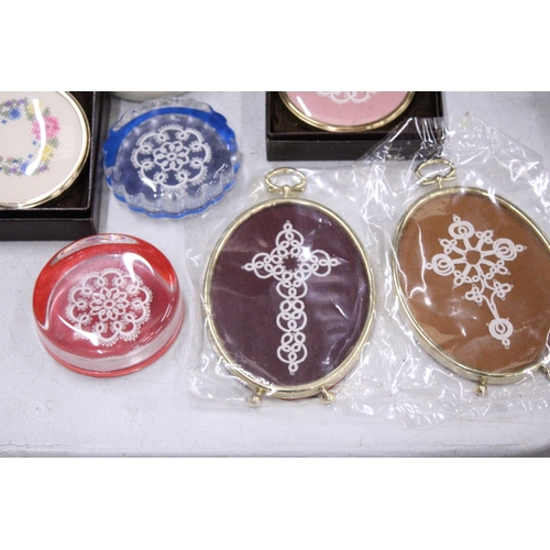 31 - A QUANTITY OF TRINKET BOXES, PAPERWEIGHTS, MIRRORS, ETC WITH LACE AND EMBROIDERY INSERTS