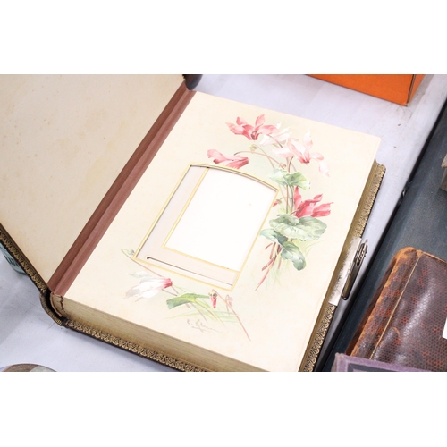 109 - AN ANTIQUE CIRCA 1800 LEATHER PHOTO ALBUM WITH SIGNED FLORAL WATERCOLOUR ARTWORK TO THE INNER