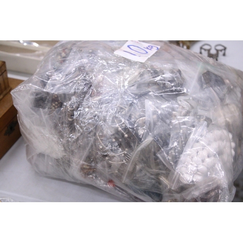 187 - 10 KG OF INDIVIDUALLY BAGGED COSTUME JEWELLERY