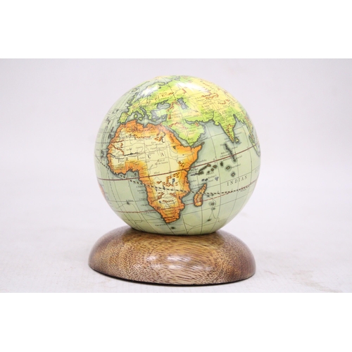 227 - A SMALL WORLD GLOBE ON A WOODEN BASE, HEIGHT 12CM