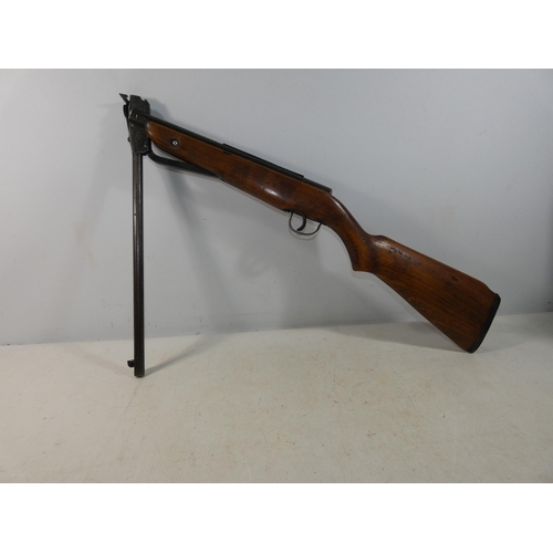 397 - A WEBLEY AND SCOTT 'FALCON' .22 CALIBRE AIR RIFLE, 44CM BARREL, LENGTH 106CM