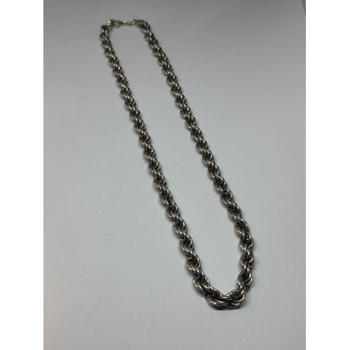 527 - A SILVER ROPE NECKLACE LENGTH 18