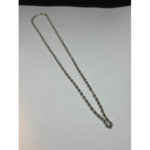 552 - A SILVER ROPE NECKLACE LENGTH 20