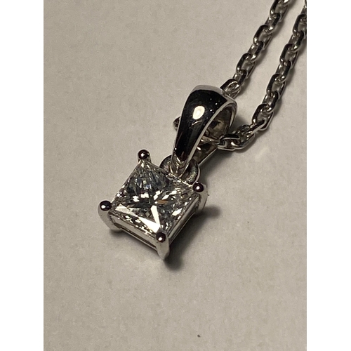 741 - AN 18 CARAT WHITE GOLD PENDANT WITH CHAIN SET WITH ONE PRINCESS CUT NATURAL DIAMOND. GROSS WEIGHT 3.... 