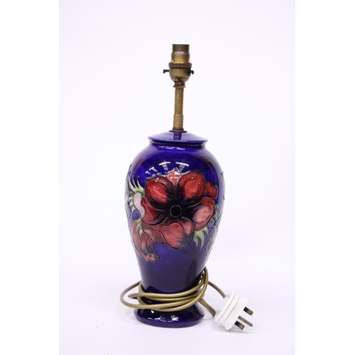 751 - A MOORCROFT ANEMONE LAMP BASE - 27 CM TO THE TOP OF THE CERAMIC BASE