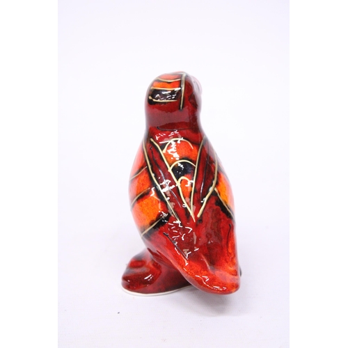 762 - AN ANITA HARRIS PUFFIN HANDPAINTED AND SIGNED IN GOLD