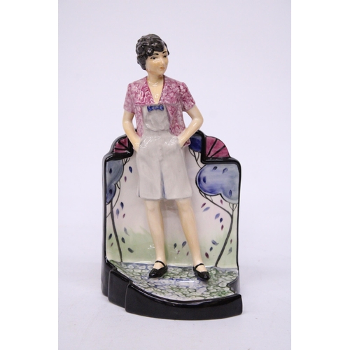 786 - A PEGGY DAVIS FIGURINE 1/1 COLOURWAY 