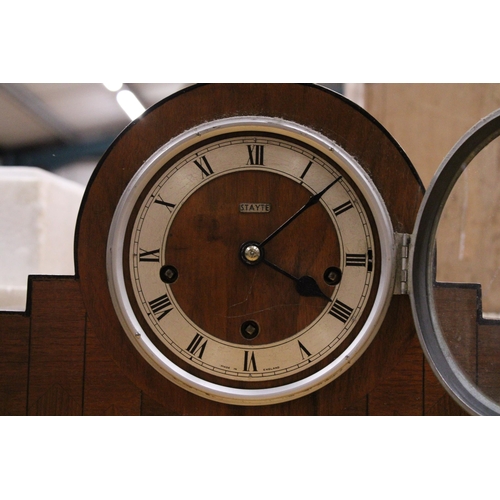 928 - AN ART DECO STAYTE WESTMINSTER CHIMING OAK MANTLE CLOCK