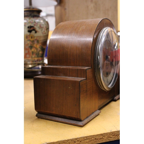 928 - AN ART DECO STAYTE WESTMINSTER CHIMING OAK MANTLE CLOCK