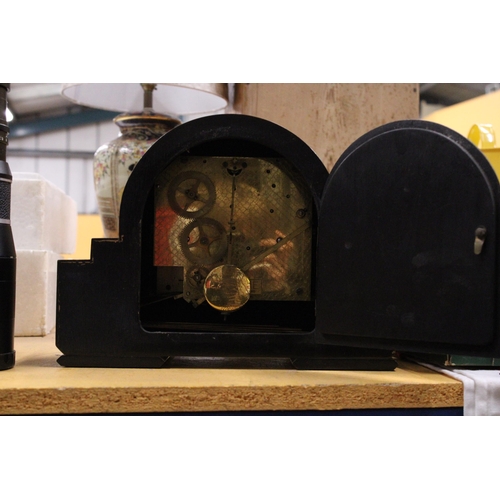 928 - AN ART DECO STAYTE WESTMINSTER CHIMING OAK MANTLE CLOCK