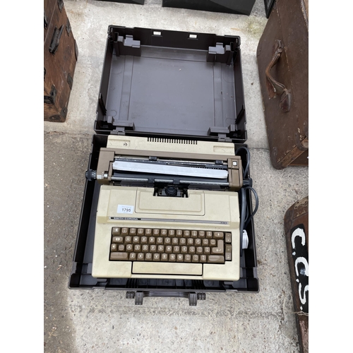 1795 - A RETRO ELECTRIC SMITH CORONA TYPEWRITER WITH CARRY CASE