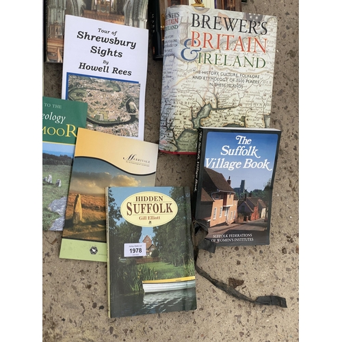 1978 - A LARGE ASSORTMENT OF BOOKS AND LEAFLETS ON CASTLES