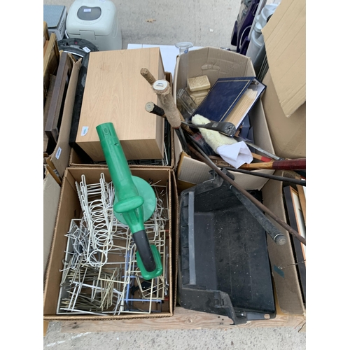 2278 - AN ASSORTMENT OF HOUSEHOLD CLEARANCE ITEMS