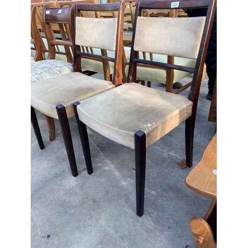 2842 - A PAIR OF RETRO DINING CHAIRS